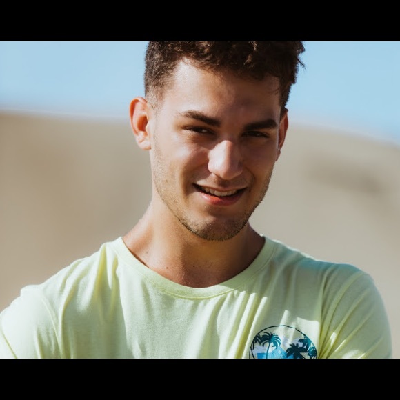 Meet your Posher, Benjamin - Picture 1 of 1